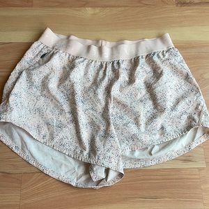 Outdoor Voices Relay shorts pink confetti S